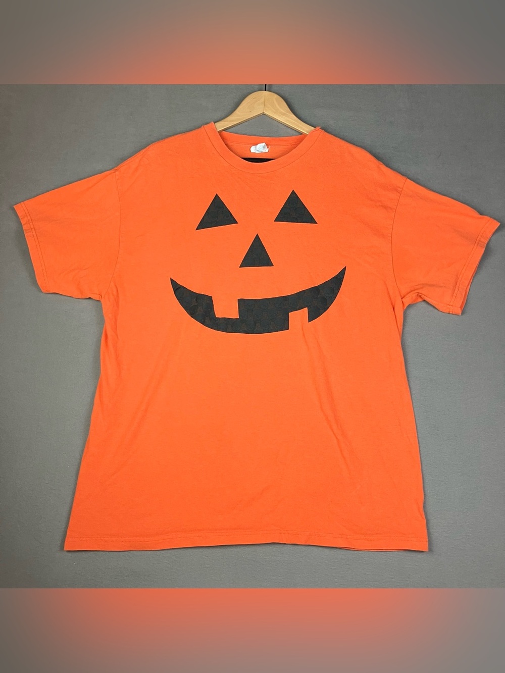 Vintage Pumpkin Face Jack O Lantern Halloween Costume T Shirt Size XL Orange. In